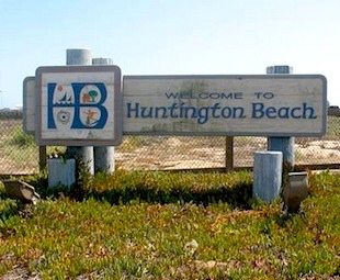 huntington-beach-sign