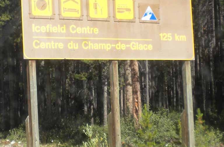 Icefield Parkway sign