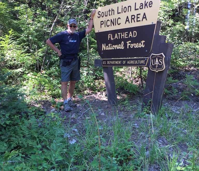 Lion Lake sign